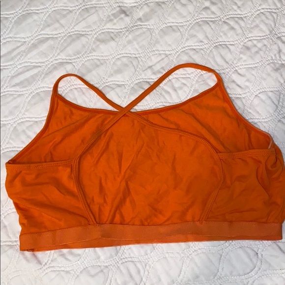 Orange crop top - Picture 2 of 3